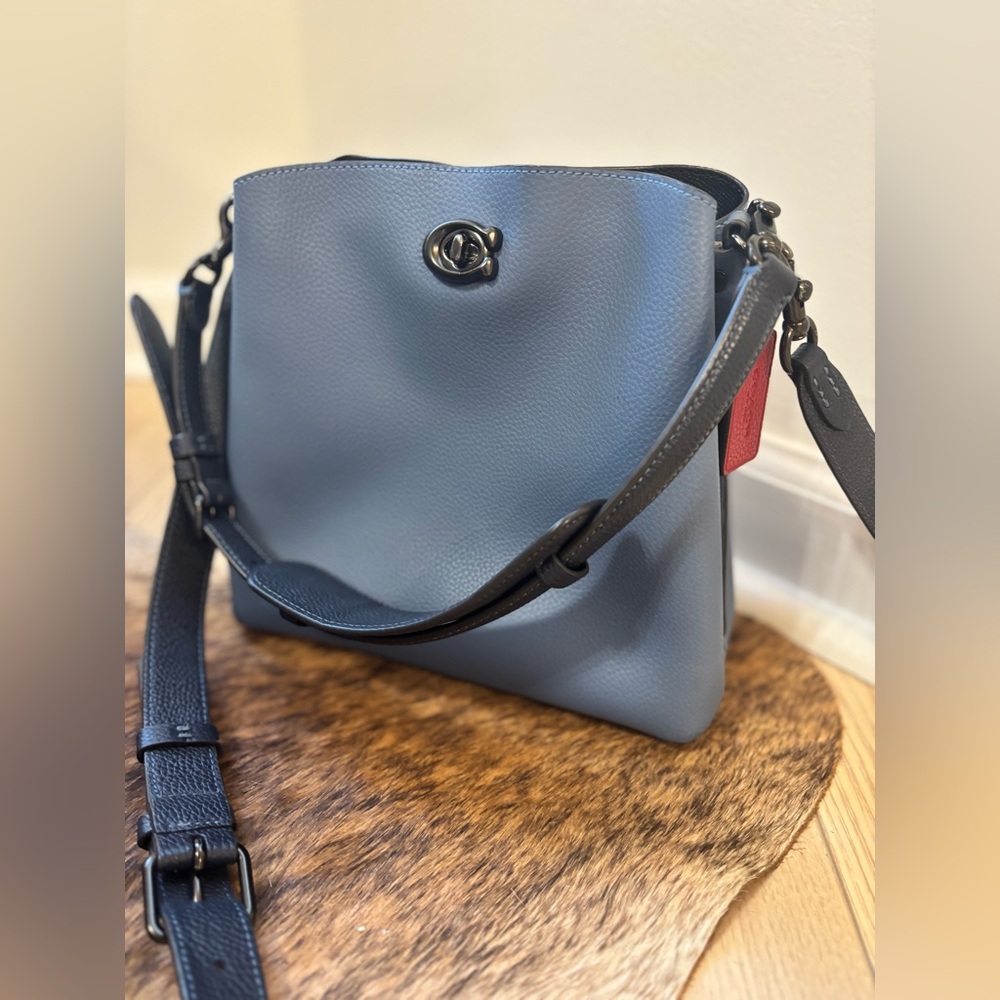 Coach Willow Bucket Bag LIKE NEW
